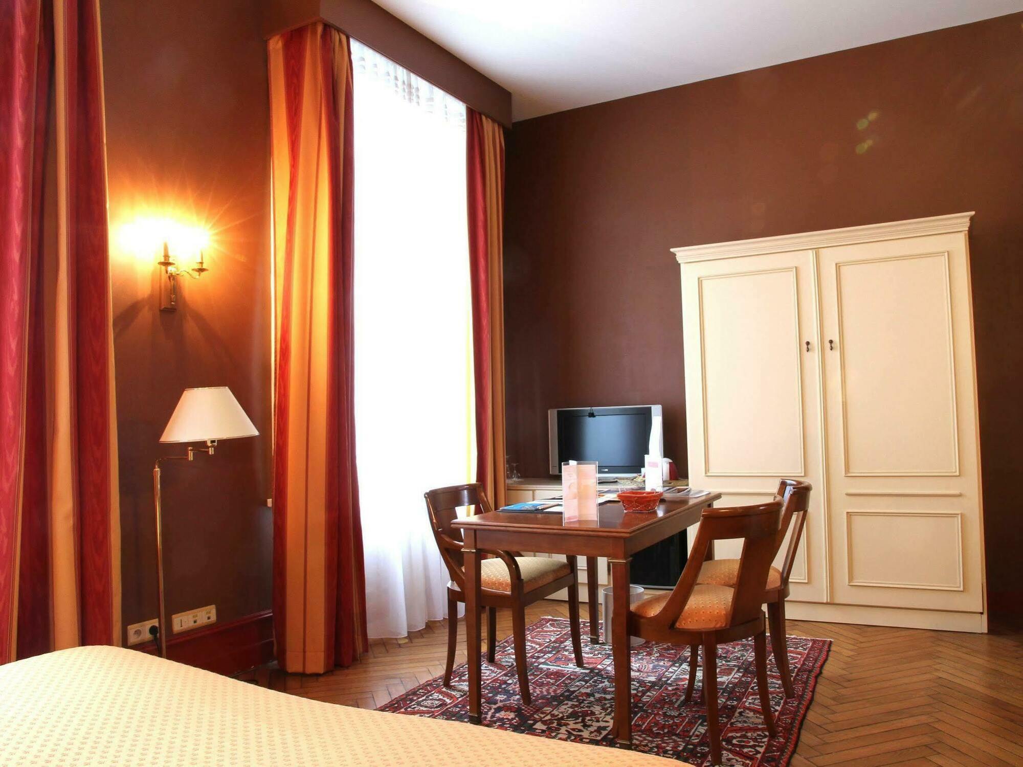Hotel Ermitage Bouquet Rouen Exteriér fotografie
